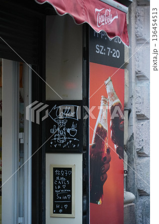 ハンガリー_ブダペスト市街 136454513