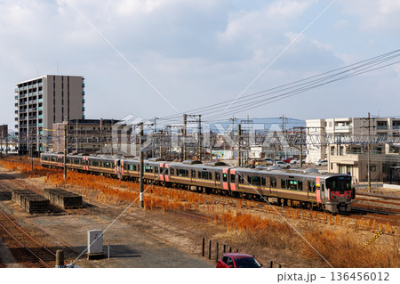 岡山・福山地区で活躍するJR西日本227系500番台「Urara」 136456012