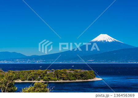 西浦江梨からの富士山【静岡県沼津市】 西浦江梨からの富士山【静岡県沼津市】 136456369