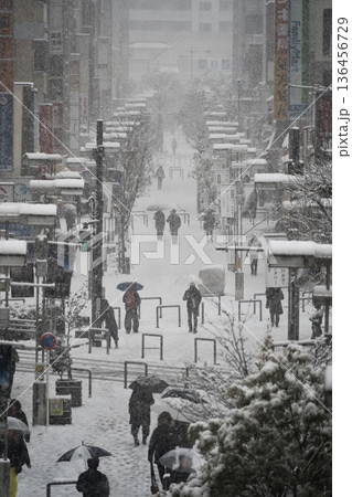 街の雪景色(東京八王子) 街の雪景色(東京八王子) 136456729