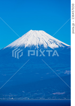 出逢い岬からの富士山【静岡県沼津市】 出逢い岬からの富士山【静岡県沼津市】 136457030