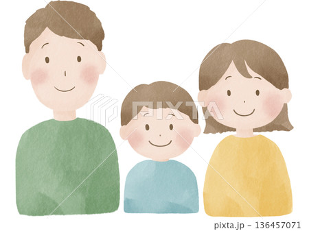 笑顔の家族横並びポートレート上半身|父親,母親,男の子,女の子 笑顔の家族横並びポートレート上半身|父親,母親,男の子,女の子 136457071
