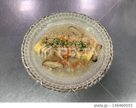 紅ずわい　出汁巻き 136460555