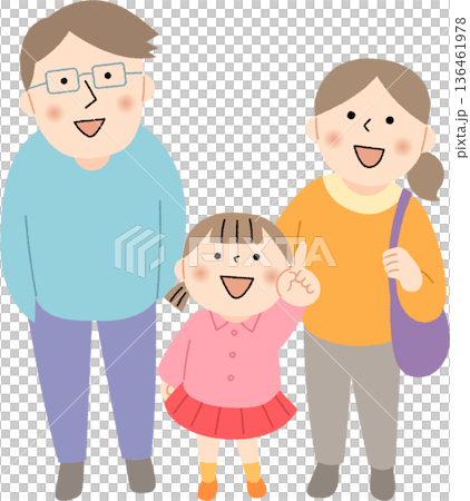 笑顔で見上げる若い家族 笑顔で見上げる若い家族 136461978