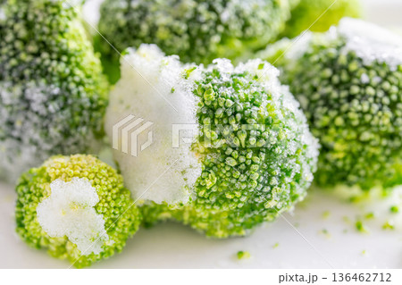 冷凍ブロッコリー 136462712