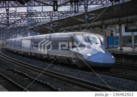 東海道新幹線　米原 136462922