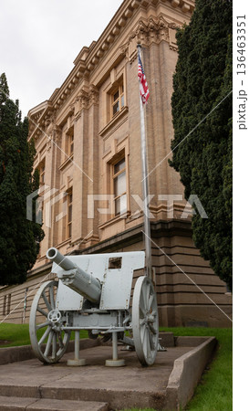 Astoria, Oregon, USA - May 21, 2019: Field gun at Clatsop County Courthouse. Building of Clatsop County Circuit Court. Courthouse of Clatsop County. Main entrance. Clatsop County Circuit Court Astoria, Oregon, USA - May 21, 2019: Field gun at Clatsop County Courthouse. Building of Clatsop County Circuit Court. Courthouse of Clatsop County. Main entrance. Clatsop County Circuit Court 136463351