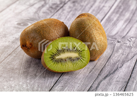 Juicy sweet and sour green kiwi 136465625