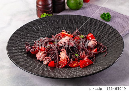 Gourmet black spaghetti with octopus 136465949