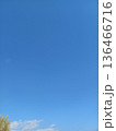 爽やかな青空と雲 136466716