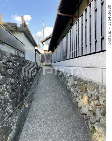 古い町並み 136466880