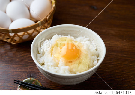 卵かけご飯 136476317