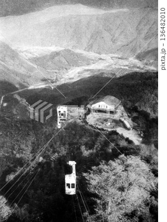 古写真 1953-1954年 日光の明智平ロープウェイ 古写真 1953-1954年 日光の明智平ロープウェイ 136482010
