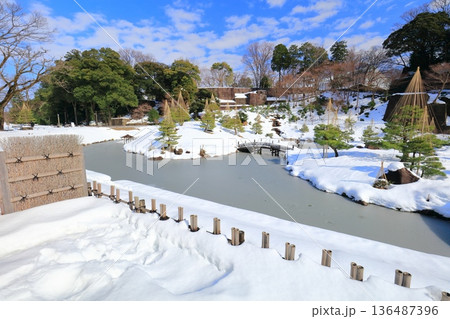 【石川県】白銀の金沢城 玉泉院丸庭園 【石川県】白銀の金沢城 玉泉院丸庭園 136487396