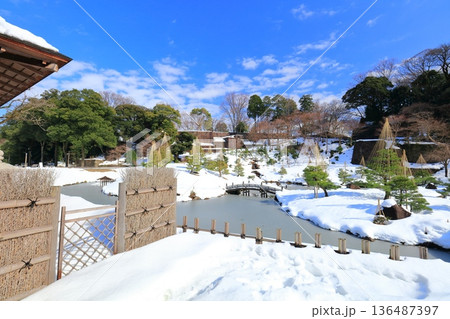 【石川県】白銀の金沢城 玉泉院丸庭園 【石川県】白銀の金沢城 玉泉院丸庭園 136487397