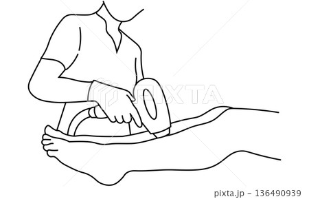女性が足の脱毛をしているシーンの線画イラスト	 136490939