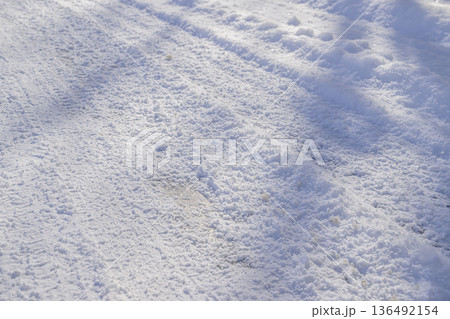 北海道の雪道 北海道の雪道 136492154