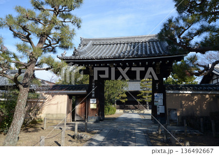 浄福寺 南門 京都市上京区浄福寺一条上ル 浄福寺 南門 京都市上京区浄福寺一条上ル 136492667