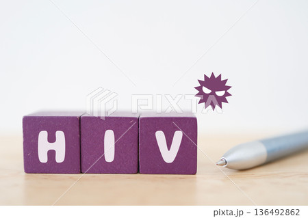 HIVとウイルス感染の概念イメージ。 136492862