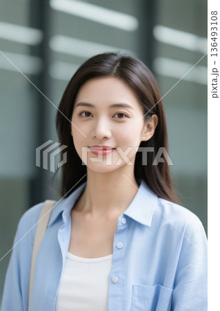 女性 メス 女の人 136493108