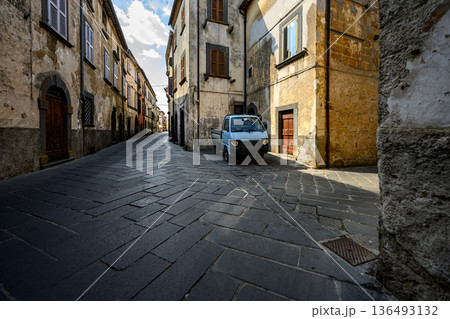 Narrow Historic Street in Bagnoregio, Central Italy Narrow Historic Street in Bagnoregio, Central Italy 136493132