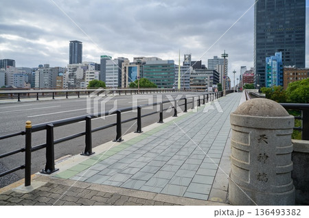 天神橋　大阪市 136493382