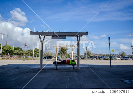 休憩中 休憩中 136497915