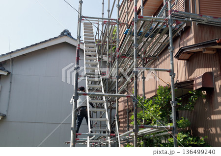 建築足場外壁張替え板金ブリキ塗装工事 136499240