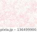 高級感のある桜色ピンクの水彩手描き和風テクスチャ背景 136499900