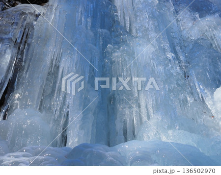 立春の氷瀑（20260204111946） 136502970