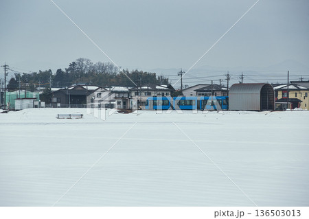 雪の中を走る福武線 雪の中を走る福武線 136503013