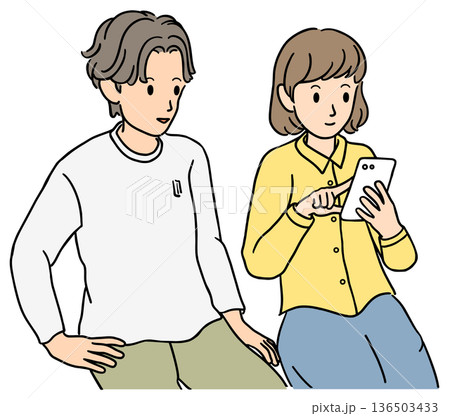 一緒にスマホを見る若い男女　イラスト 136503433