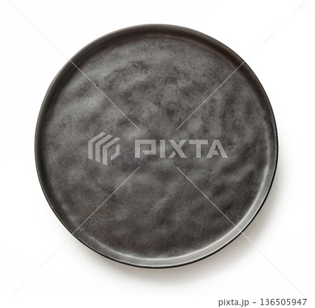 empty black plate empty black plate 136505947