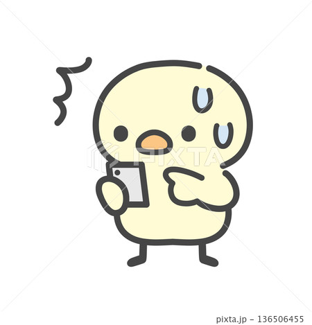 スマートフォンを見て驚く汗をかいたひよこの手描きイラスト 136506455