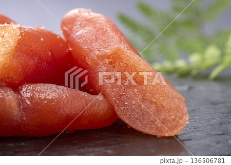 新鮮で美味しいタラコ 新鮮で美味しいタラコ 136506781
