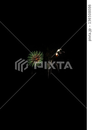 伊東温泉海の花火大会 136508086