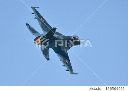 航空自衛隊のF-2戦闘機 航空自衛隊のF-2戦闘機 136509063