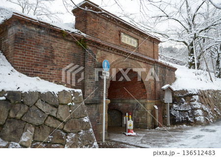 雪のねじりまんぽ　京都市左京区 136512483
