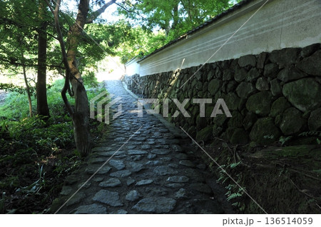 山の辺の道 玄賓庵の石垣 山の辺の道 玄賓庵の石垣 136514059