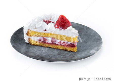 Slice of strawberry cake with fresh strawberries Slice of strawberry cake with fresh strawberries 136515360