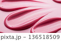 ピンクのグロッシーなテクスチャ背景 136518509