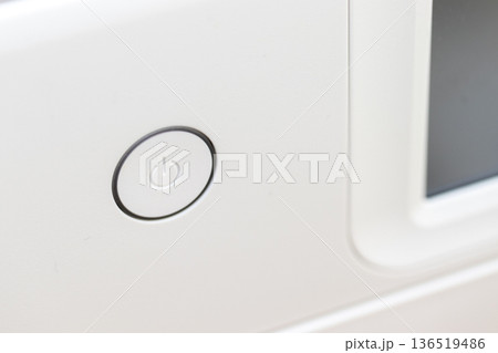 プリンタの電源スイッチ プリンタの電源スイッチ 136519486