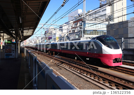 常磐線特急ひたち号（E657系フレッシュひたちカラー：赤色） 136522356