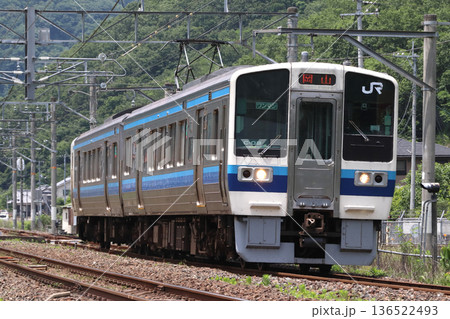 ［JR-V］伯備線213系電車（岡山⇔新見） 136522493