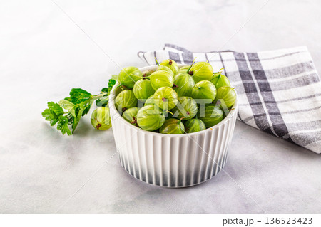 Ripe sweet juicy green gooseberry Ripe sweet juicy green gooseberry 136523423