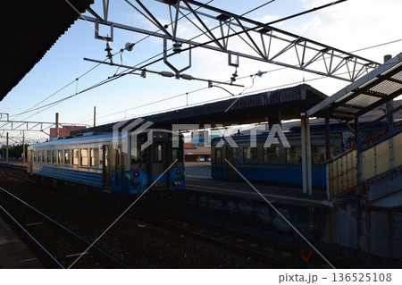 愛媛県　伊予市駅 136525108