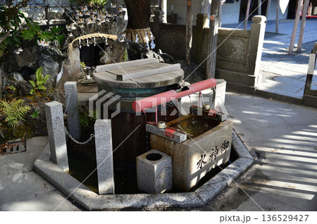 葛飾柴又帝釈天、手水場 葛飾柴又帝釈天、手水場 136529427