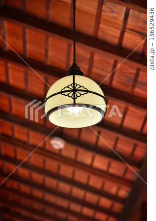 日本家屋、葛飾柴又山本亭にて 136529436