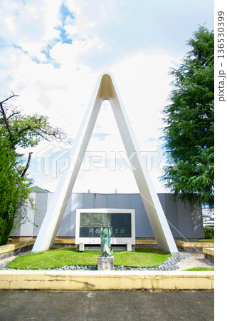 森の中の小さな教会 森の中の小さな教会 136530399