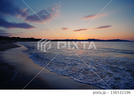 京都府京丹後夕日ヶ浦海岸の風景 136532196